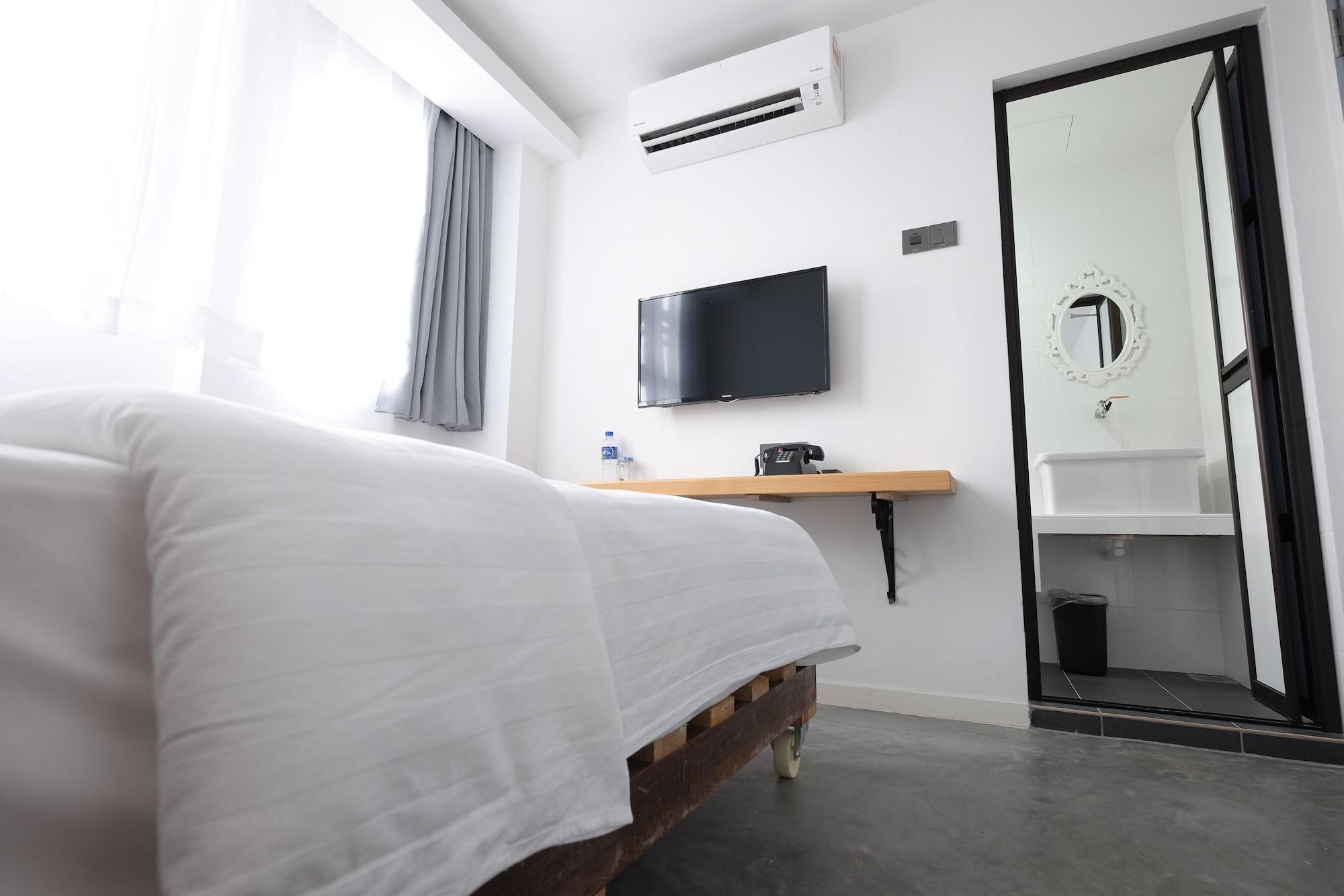 White Loft Hotel Malacca Exterior foto