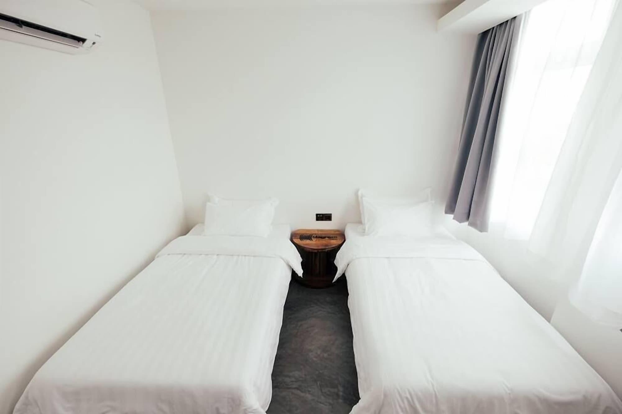 White Loft Hotel Malacca Exterior foto