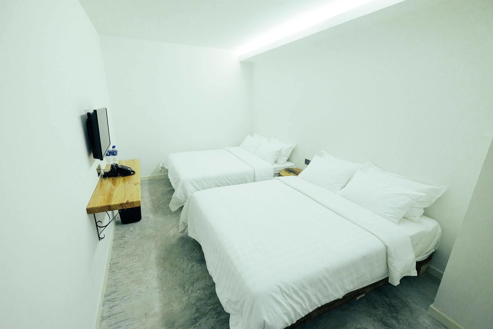 White Loft Hotel Malacca Exterior foto