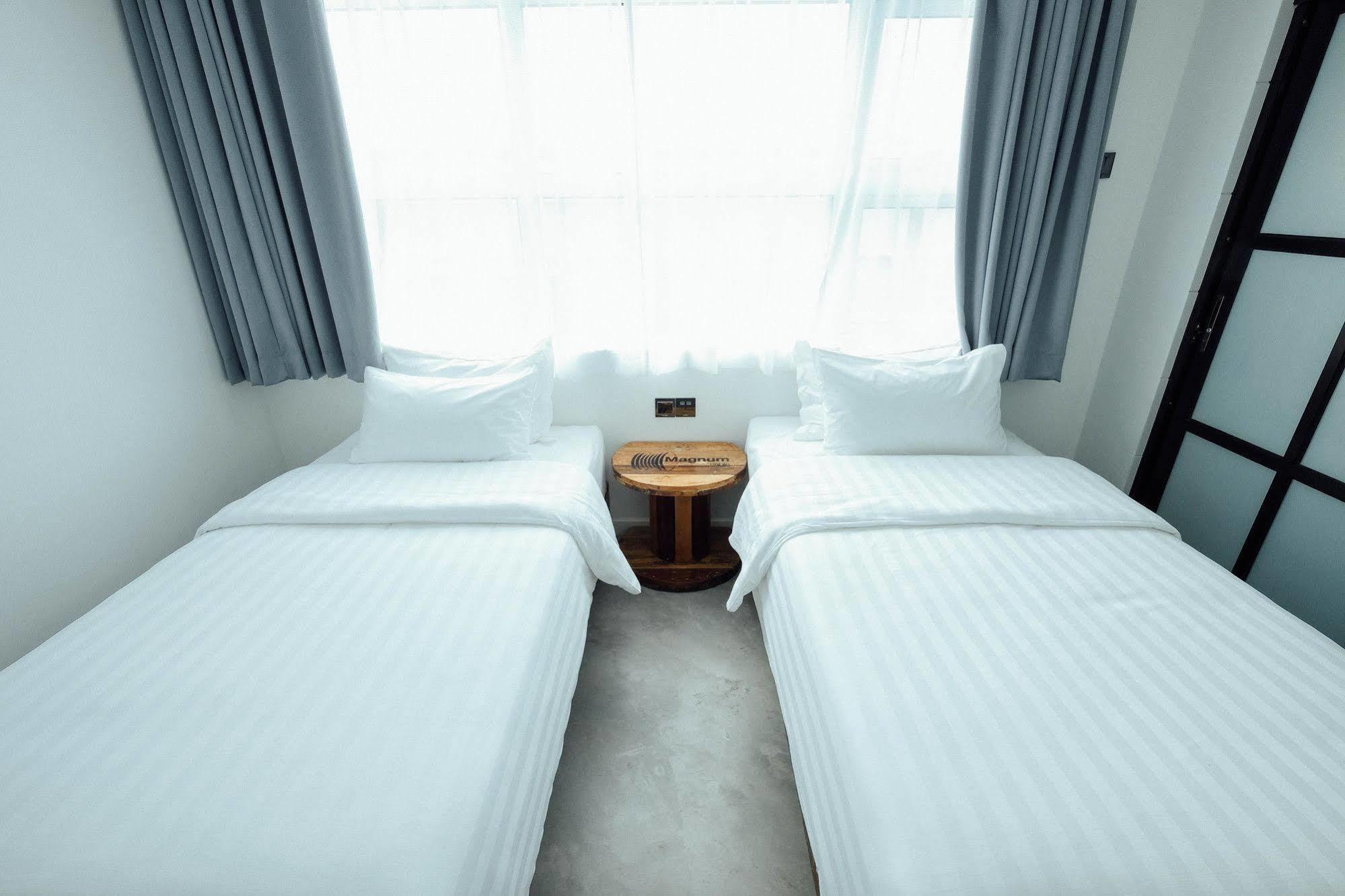 White Loft Hotel Malacca Exterior foto