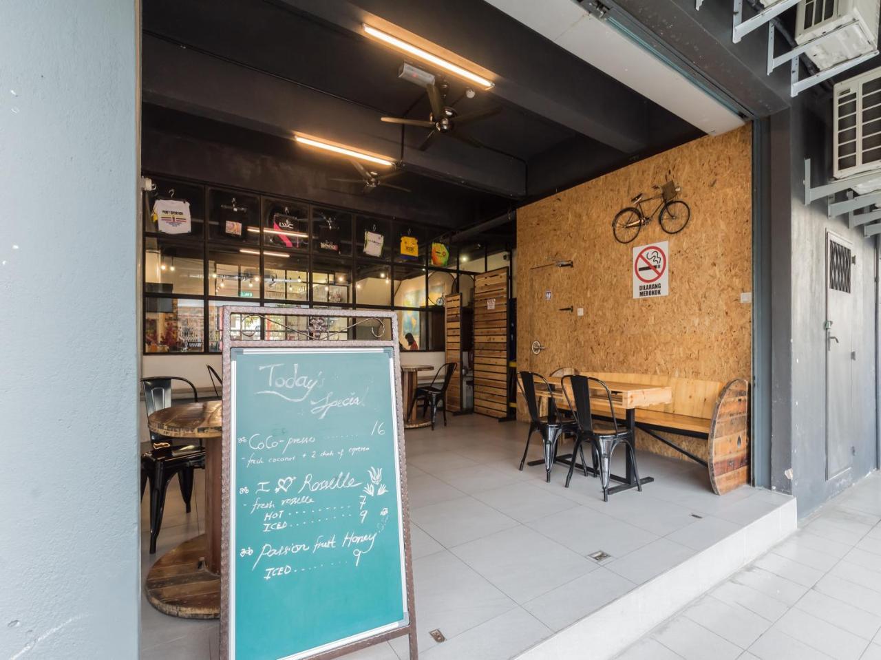 White Loft Hotel Malacca Exterior foto