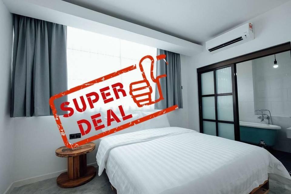 White Loft Hotel Malacca Exterior foto